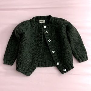 INFANT GIRLS WOOL BUTTON DOWN CARDIGAN : SIZE 6 MONTHS